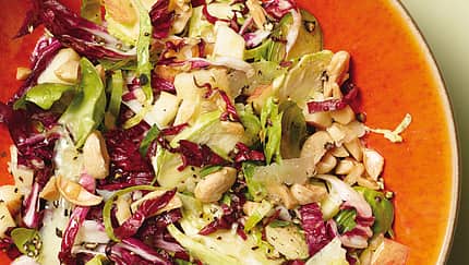 Knackiger Rosenkohlsalat
