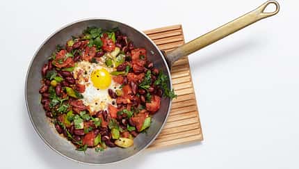 Schnelle Bohnen-Pfanne und?Ei