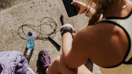 Warum dein Handy beim Outdoor Workout überhitzt Warum dein Handy beim Outdoor Workout überhitzt