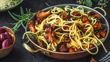 Pasta mit Pfifferlingen und Speck