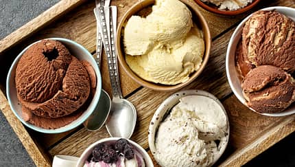Sportlich naschen: Protein-Eis im Geschmackstest