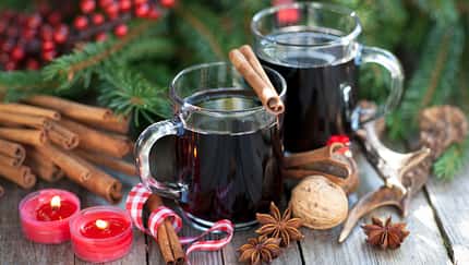 Glühwein ist der Renner auf dem Weihnachtsmarkt
