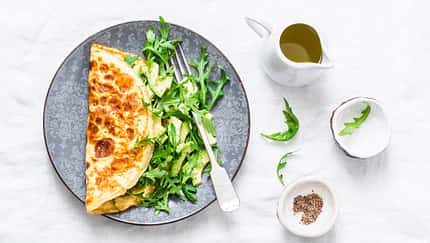 Omelette mit Rucola und Avocado: Saulecker!
