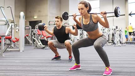 Knackpo-Training mit Langhantel