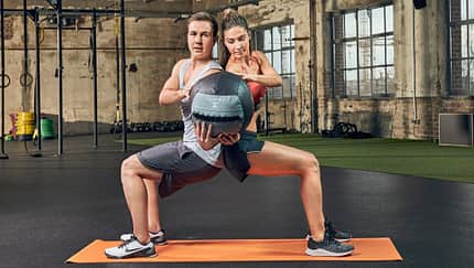 Partner-Workout: Ball-Rotation