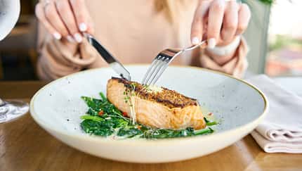 Nehme ich schneller ab, wenn ich Keto und Intervallfasten kombiniere?