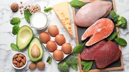 Diese 15 proteinreichen Lebensmittel werden deine Muskeln lieben