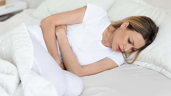 Vaginismus tut weh. Aber es gibt zum Glück viele Wege, die Vagina zu entspannen.