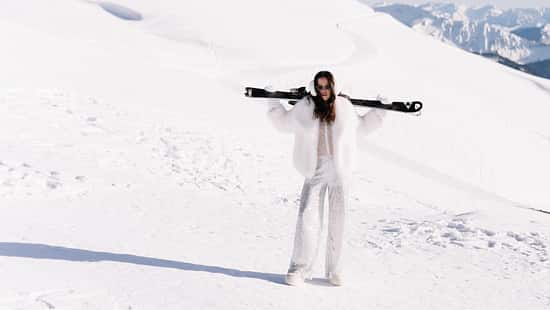 Bei BOGNER gibt es bis Freitag Rabatt auf Ski-Wear.