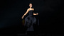 Céline Dion im schwarzen Kleid auf der Bühne in der La Defense Arena in Paris Céline Dion im schwarzen Kleid auf der Bühne in der La Defense Arena in Paris