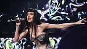 Katy Perry singt auf dem Jingle Ball