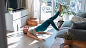 So funktionierst Yoga auf der Couch