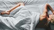 Deshalb solltest du ohne Pyjama schlafen
