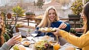 So ernährst du dich gesund auf Reisen