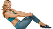 Der Trainingsplan für einen flachen Bauch in Bildern
