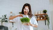 Anti-Aging: Microgreens gegen vorzeitige Hautalterung 