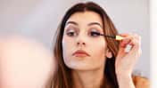 Mascara-Tipps für lange, volle Wimpern
